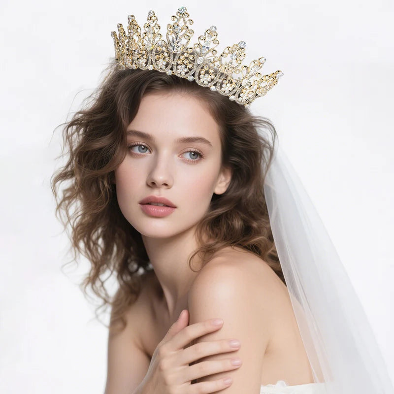 Pretty Queen Diamond Crown and Tiaras with Cubic Zirconia Copper Wedding Birthday Princess Crowns