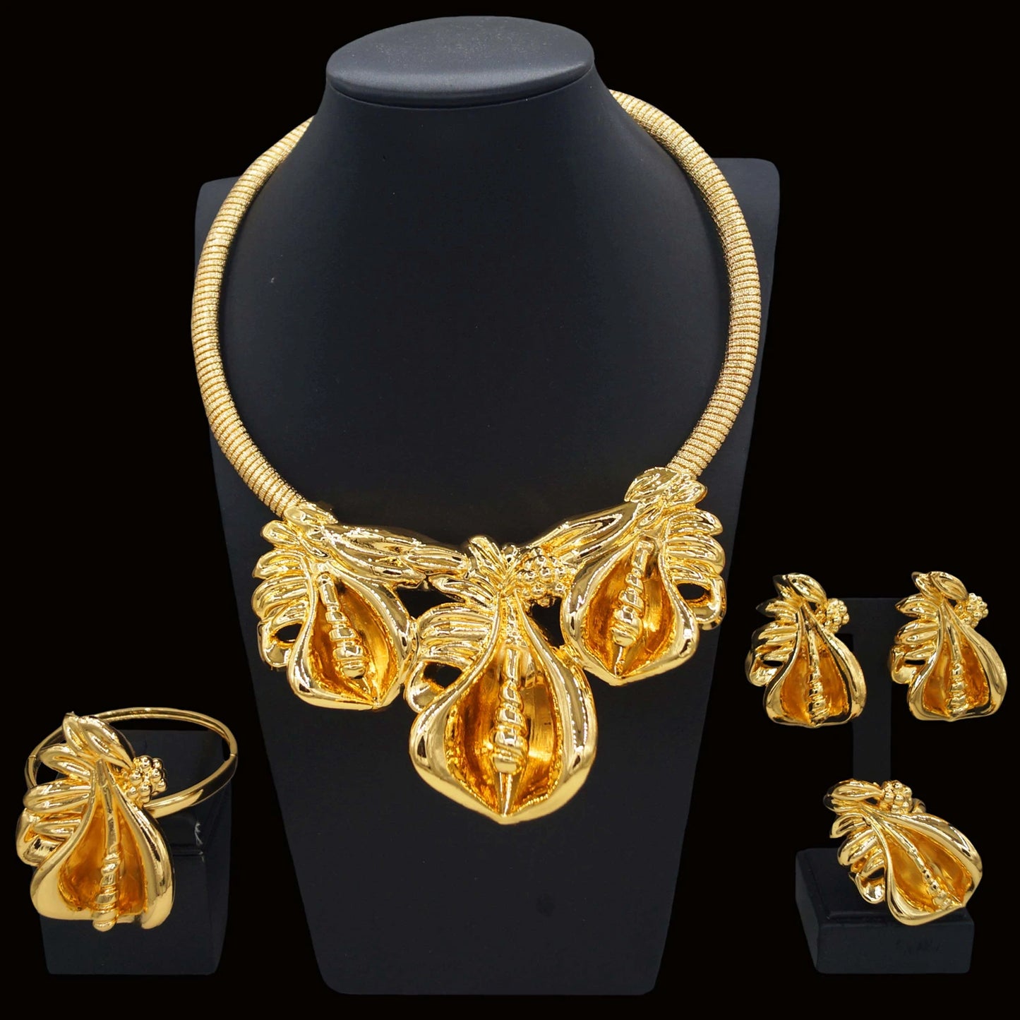 Zhuerrui Luxury Copper Ring Gold Plated Jewelry Set the Latest Trend Fashion Nigerian Engagement Proposal Necklace RingHK02022