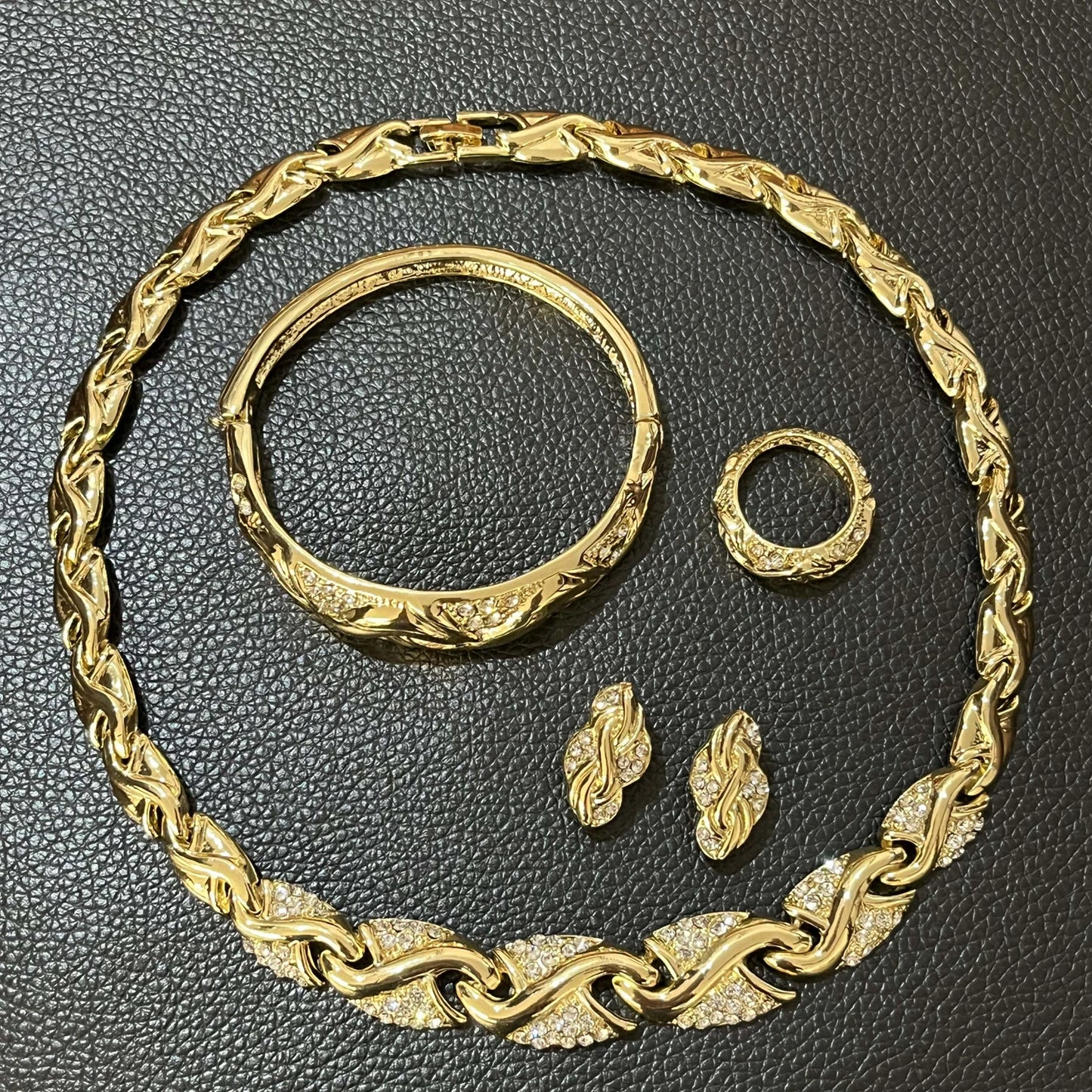 Zhuerrui24K Gold-Plated Fashion Jewelry Set With Diamonds Gorgeous Heavy Industry Exquisite Bride Wedding AccessoriesHD160412