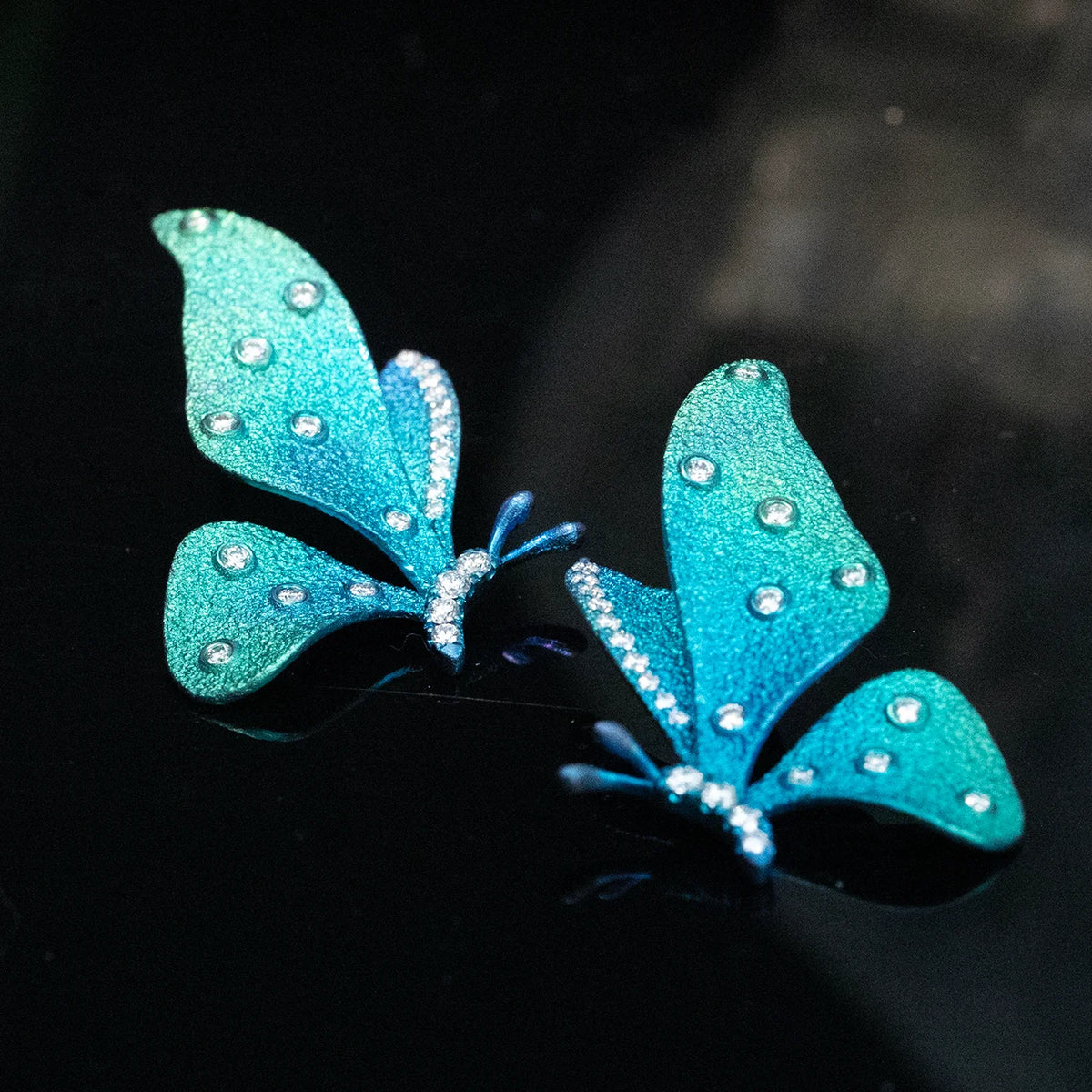 S&S Titanium Zircon Butterfly Stud Earring | Gradient Blue | Fine Jewellery