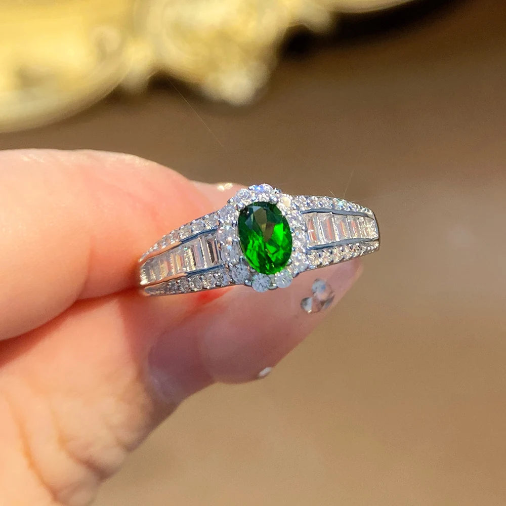 Gioiellieri High Quality Natural Diopside Ring S925 Silver Inlay Simple Design Women Clavicle Chain Gemstone Jewelry