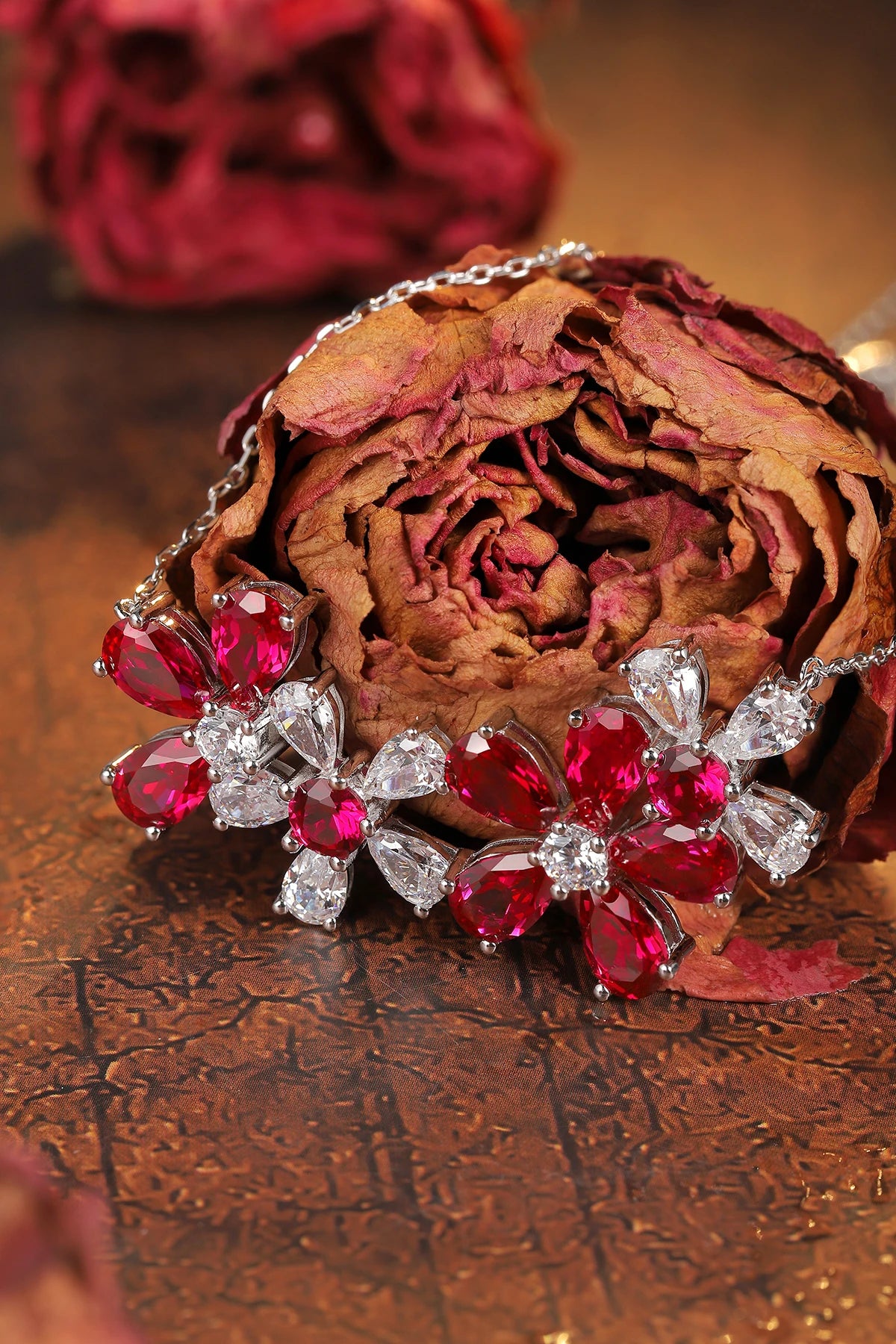 Gemfiori Custom Women Fine Jewelry Simple Lab Grown Ruby Diamond GIA IGI Certified Necklace