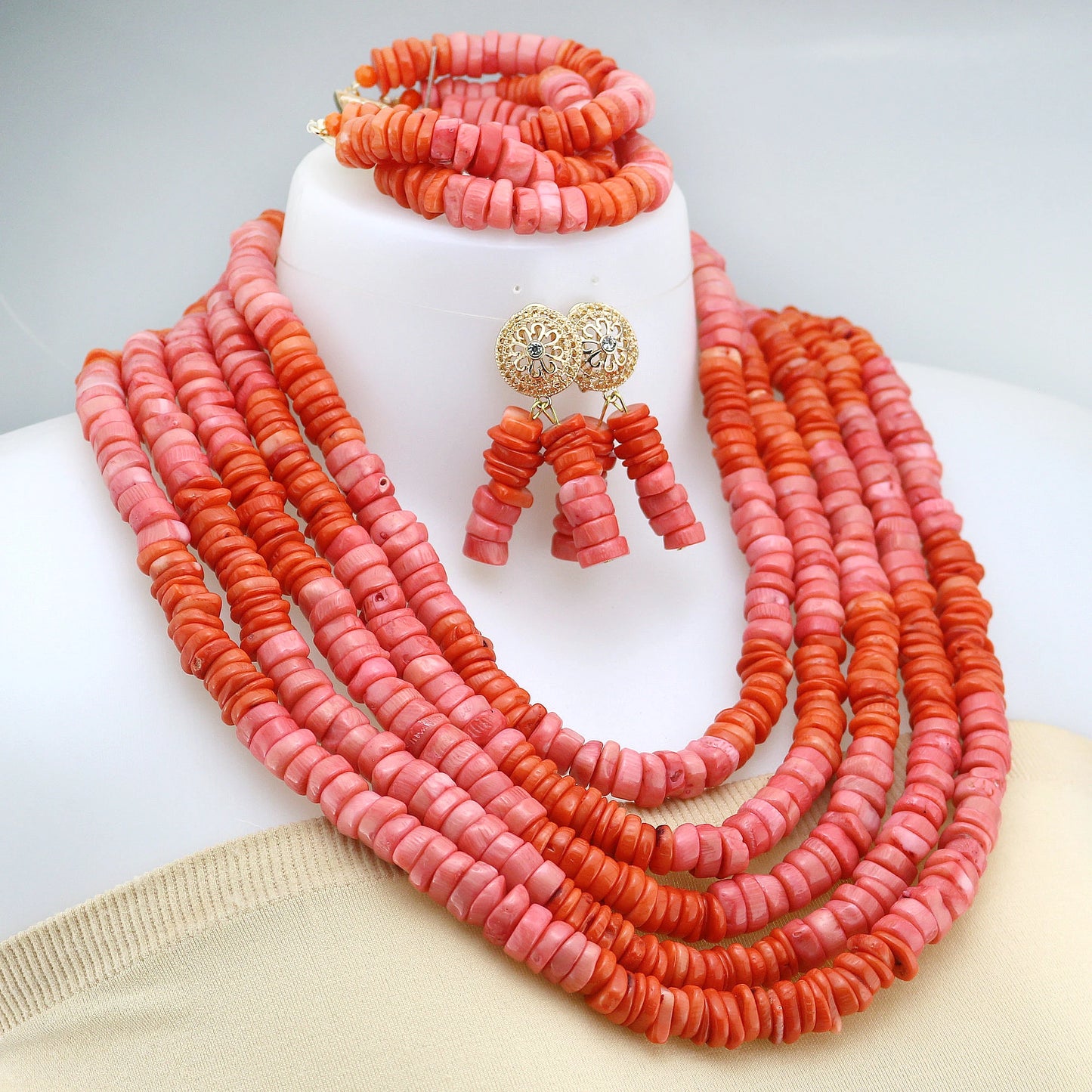 Zhuerrui Elegant Red Coral Beads Design Set Gold Accessories Necklace Sets Exquisite Craftsmanship Suitable for Party CL501
