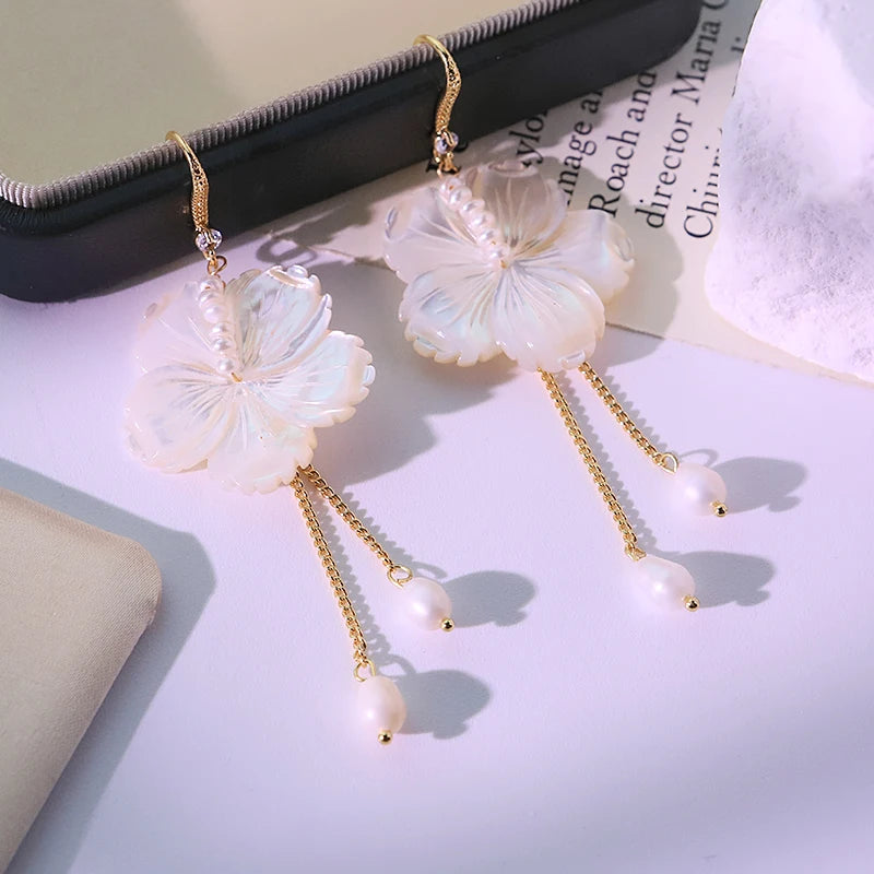 Natural Freshwater Pearl Shell Flower Chain Earrings Handmade Design Earrings Gift Banquet Women's Jewelry GE1806