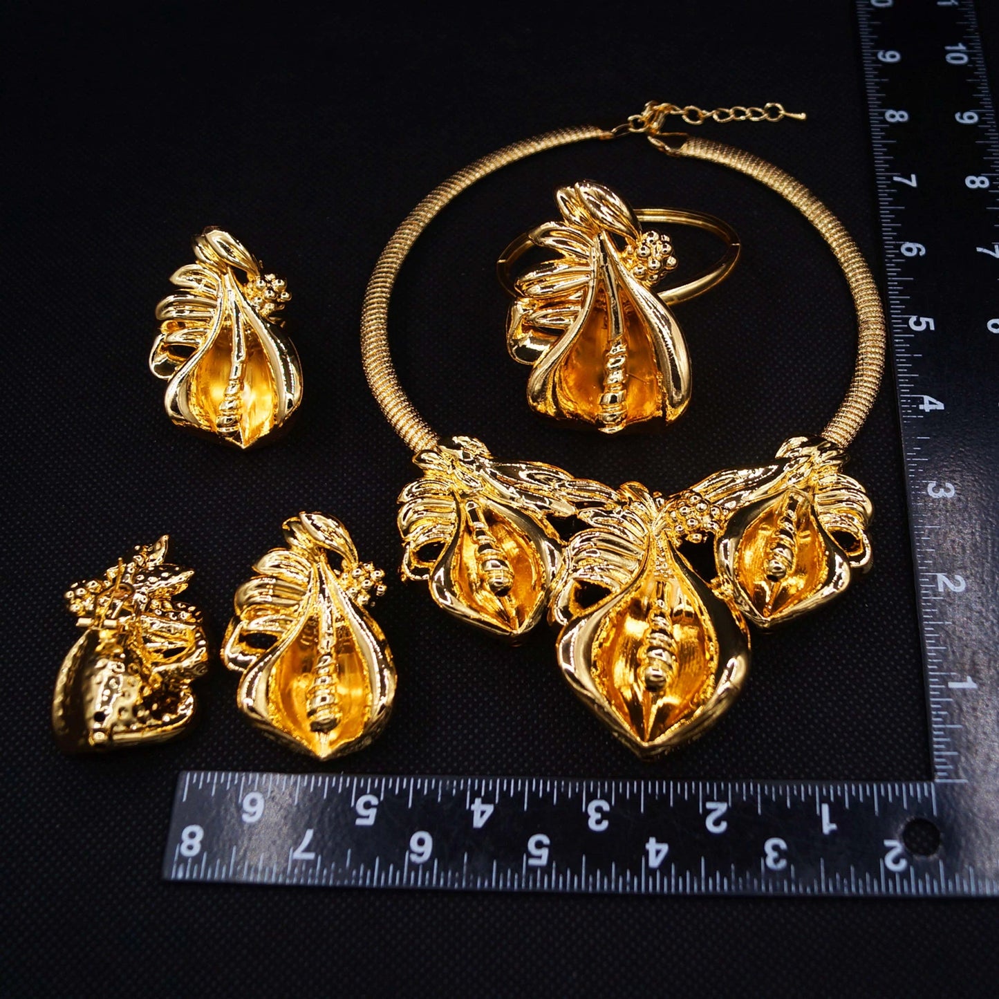 Zhuerrui Luxury Copper Ring Gold Plated Jewelry Set the Latest Trend Fashion Nigerian Engagement Proposal Necklace RingHK02022