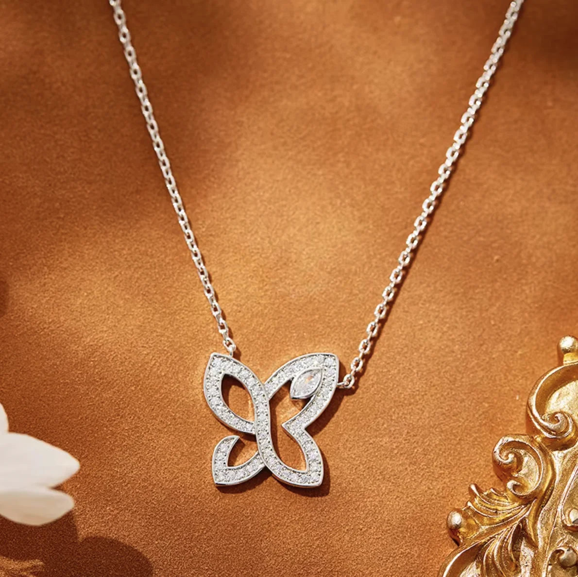 Brass Three Piece Set Women's Necklace Earrings Small butterfly Hollow Design Zircon Inlay Cute and Suitable for Daily Use