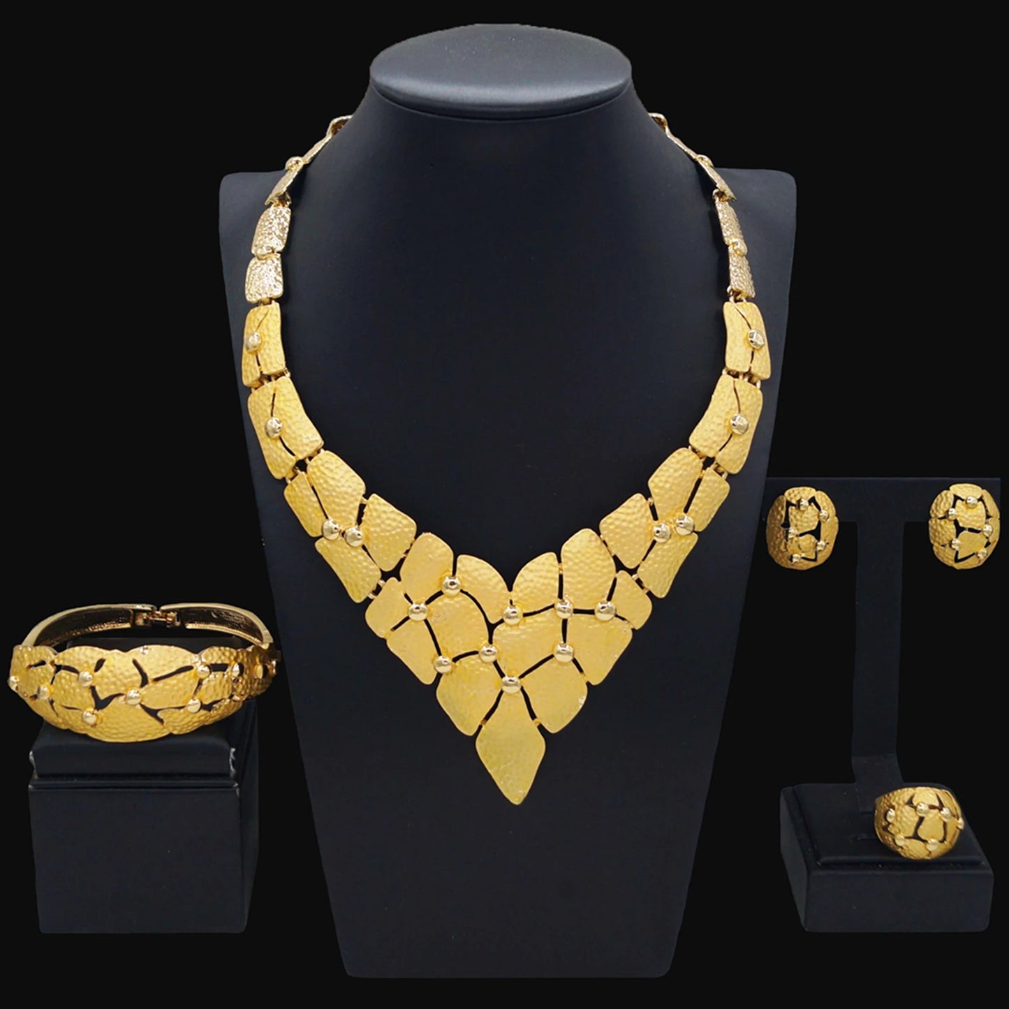 Zhuerrui Hot Selling Luxury Gold Jewelry Sets Simple Bead Necklace Jewelry Set Fashionable Valentine's Day Gifts HA2337714