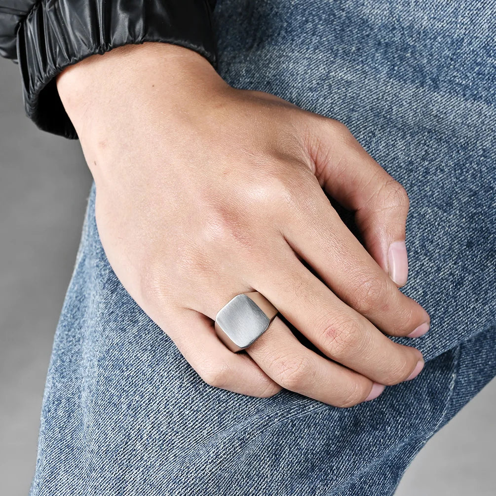 REBEL Fashion Stainless Steel Jewelry Polish 18k Gold Plated Stainless Steel Ring Mens Simple Plain Steel Black Ring Price