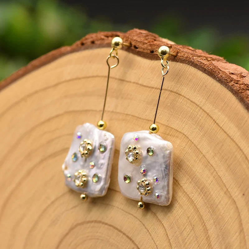 New Yiwu Jewelry Wholesale Natural Baroque Pearl for Women Flower Drop Earrings 18K Gold Plated Fashion Designer Jewelry