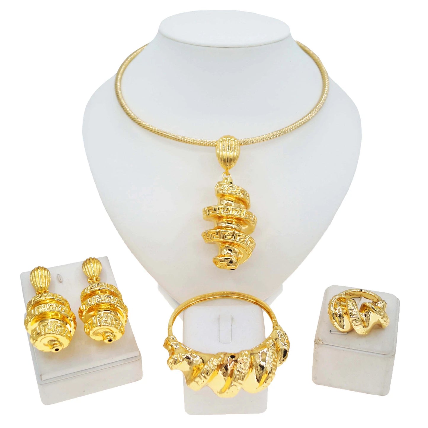 Zhuerrui Simple Atmospheric Women's Jewelry Set Hollow Brass Exquisite Senior Nigeria Brazil Wedding 4-piece Gift BoxHK08322