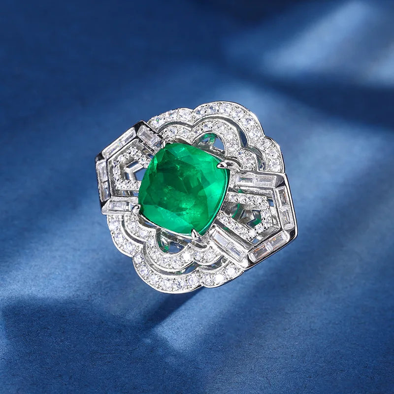 Gemfiori Luxurious Temperament Emerald Zircon Pendant Ring Fashionable and Personalized Hollow Jewelry Set