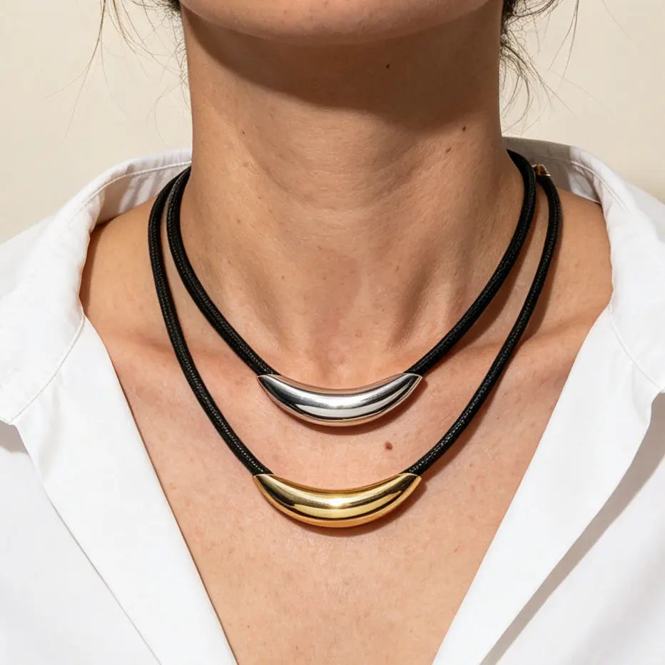 Joolim PVD Plated Wholesale Waterproof Fashion Curved Bar Crescent Pendant Leather Choker Necklace Stainless Steel Jewelry