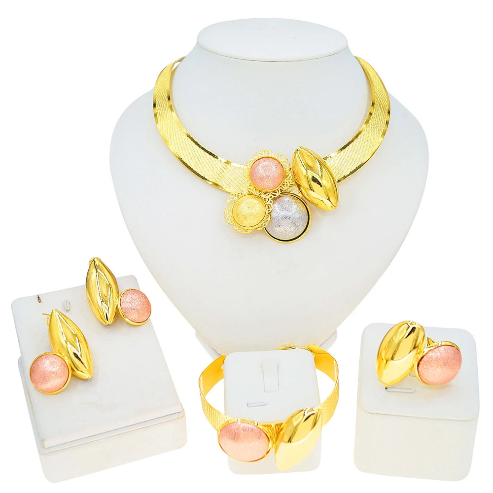 Zhuerrui Nigerian 18k Gold Plated Jewelry Set Brazil Gold Designer Wedding Jewellery Set Fashion Necklaces Jewelry Sets MY20235