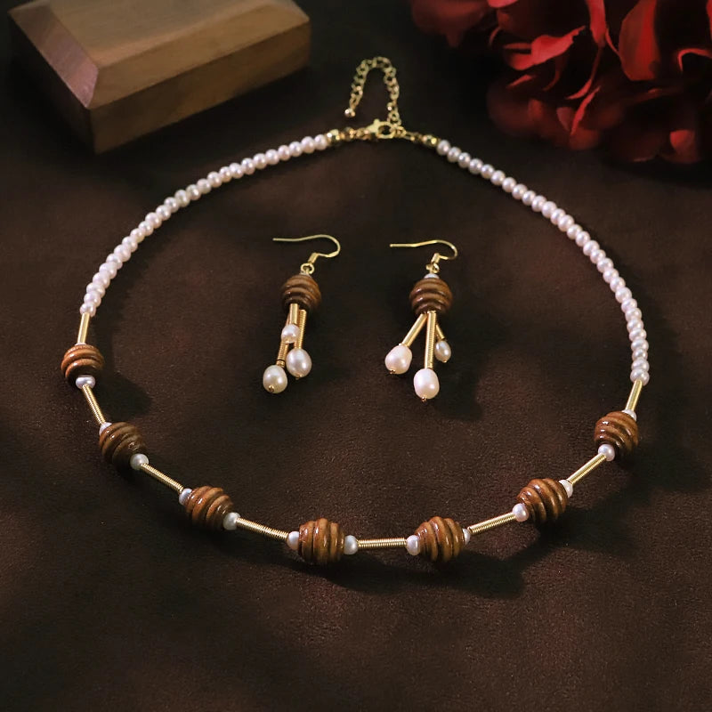 Vintage Style Natural Freshwater Pearl Wood Bead Jewelry Set for Women Daily Wear Dating Party Pearl Jewelry Set Dainty Jewelry