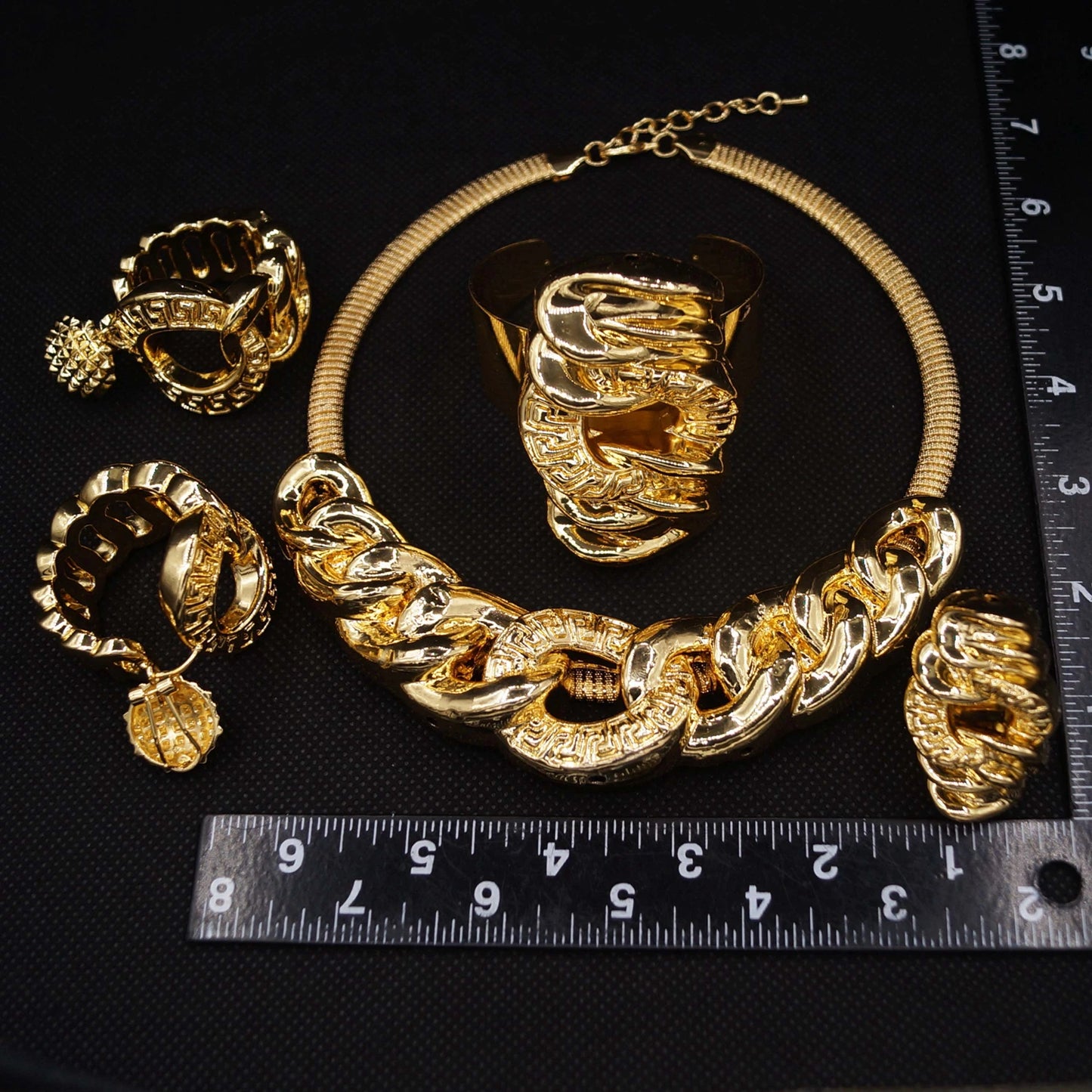 Zhuerrui New Fashion Women's Jewelry Set Luxury Exquisite Jewelry Nigeria Engagement Jewelry Charm Necklace BraceletHK00822