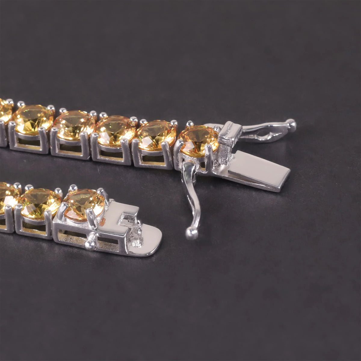 ArtistA Abiding OEM ODM Sparkling 3MM 6.5IN 7.4G Medium Yellow Lab Grown Sapphire Gemstone S925 Silver Tennis Bracelet Price