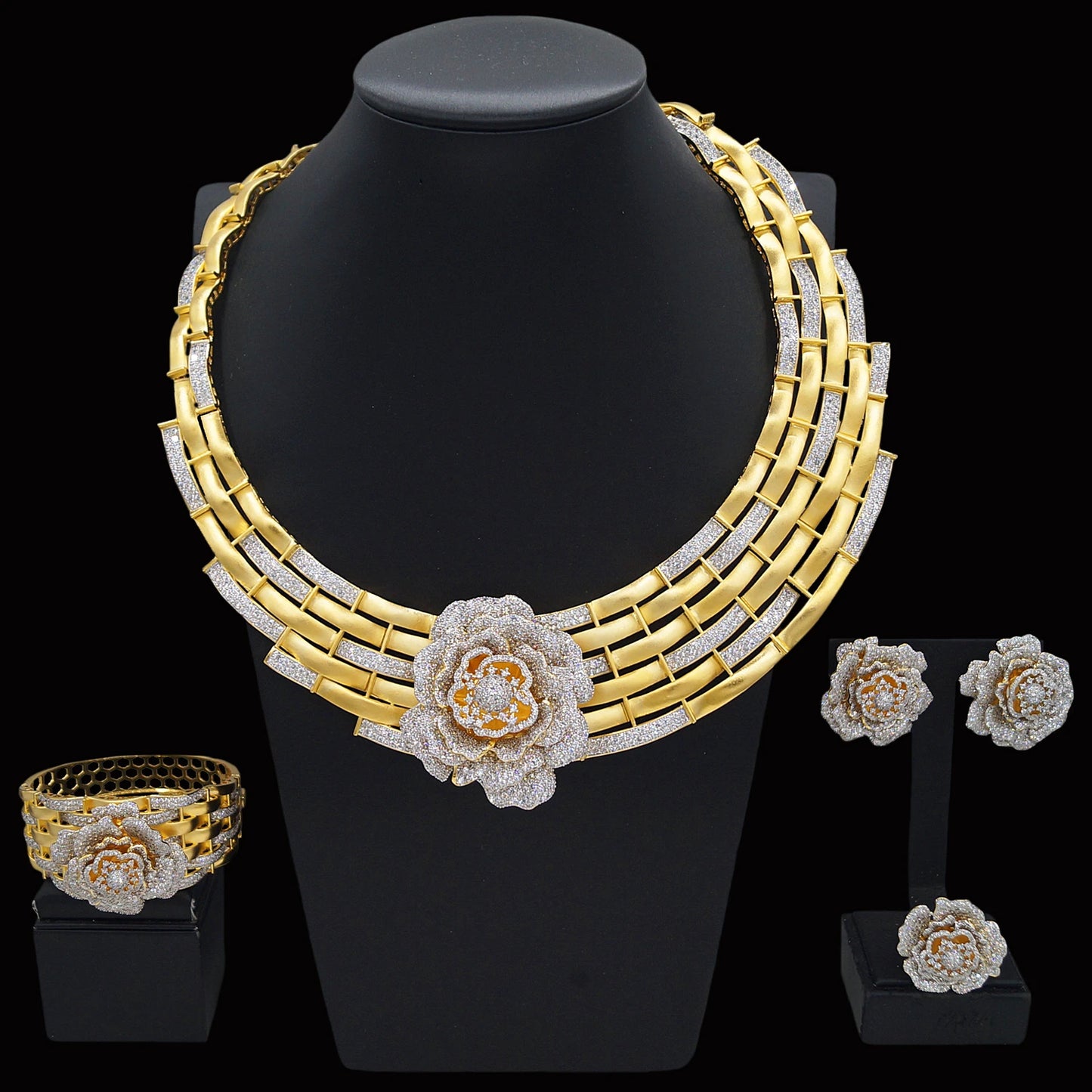 Zhuerrui New Design Sense Jewelry Set American High-end Diamond Series Ladies Classic Inheritance Wedding Four SetsHZ24013224