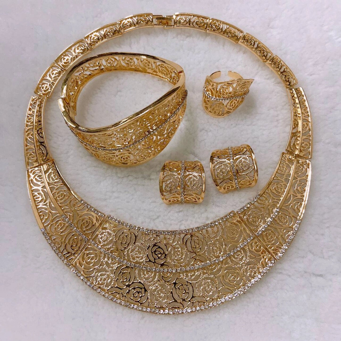 Zhuerrui Latest Italian Jewelry Set Fashion Copper Ring Delicate Flowers Nigerian Girls Engagement Jewelry 4-piece SetH00911