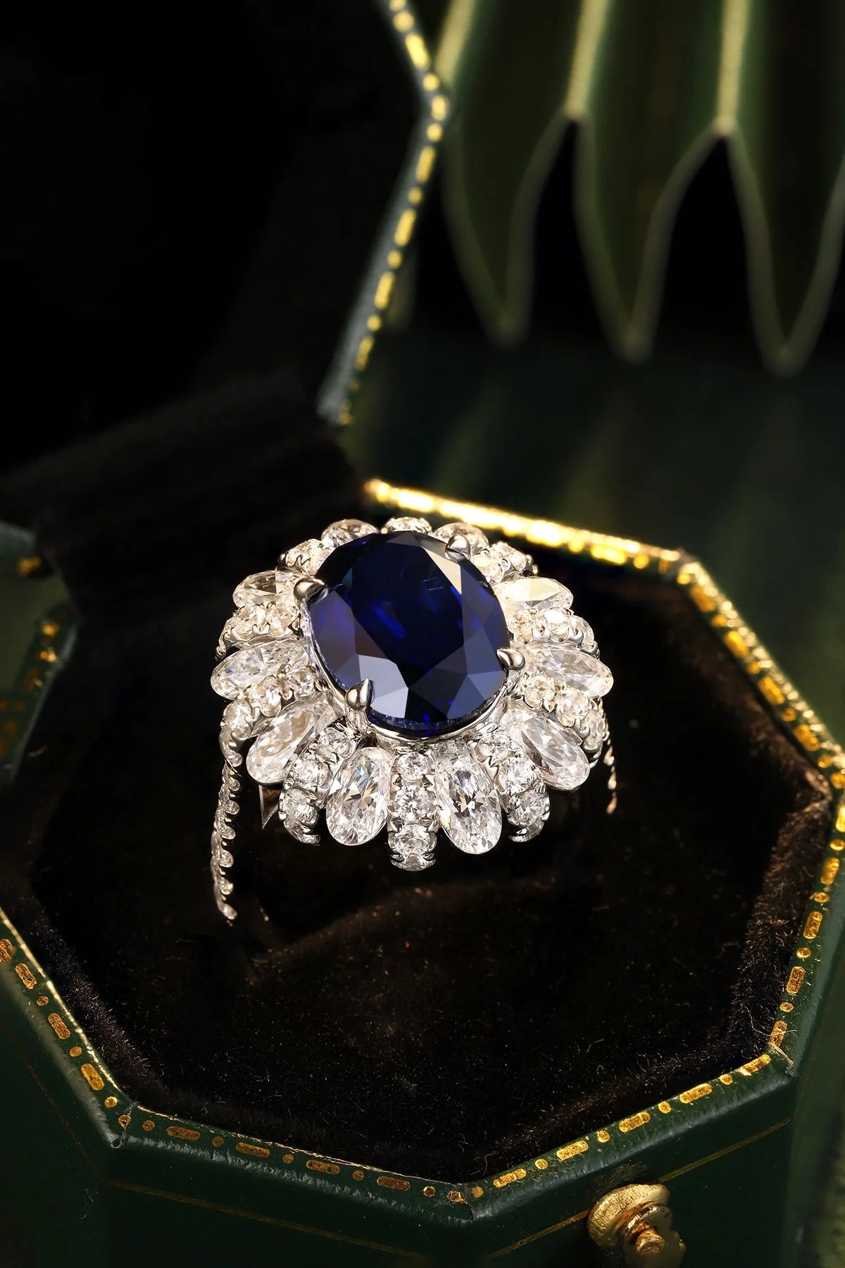 Gemfiori Jewelry Trendy High Quality S925 Silver Cultivated Sapphire Ring Unisex Engagement Ring for Wedding Party or Gift