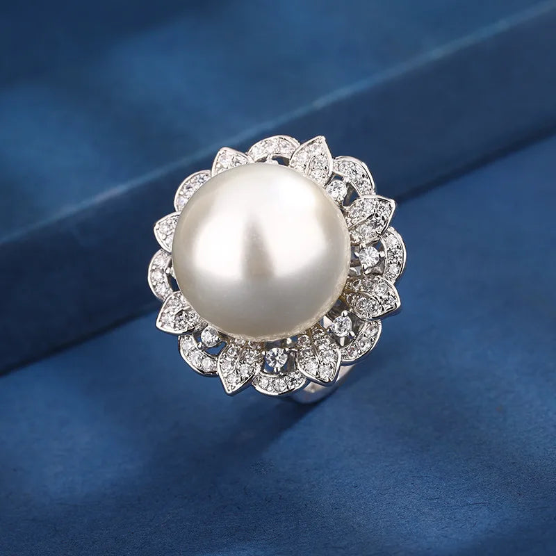 Factory Wholesale Eco-friendly Copper Round 16-12mm White Shell Pearl Fashion Bridal Jewelry Set for Women