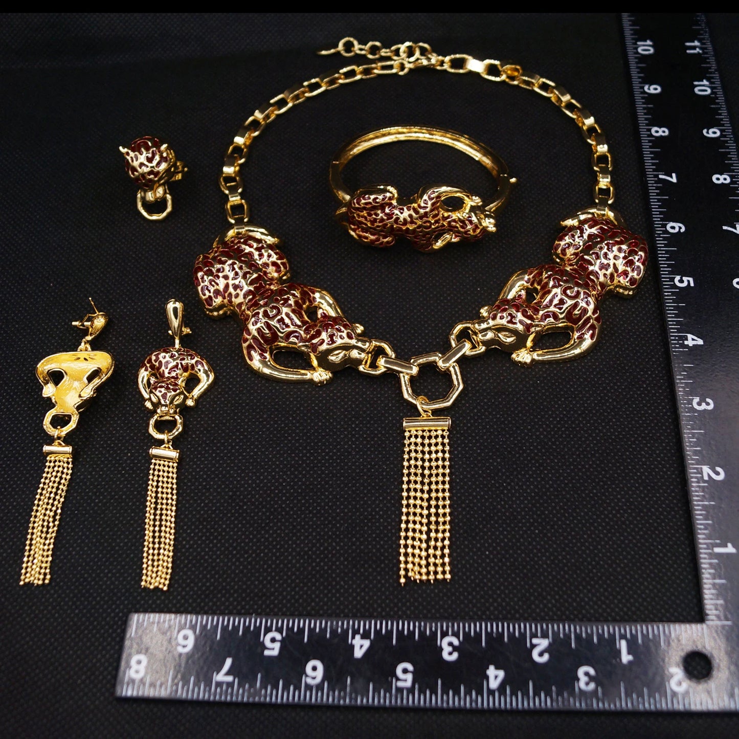 Zhuerrui Beautiful Brass Good Jewelry Sets Latest Silver Bridal Necklace Jewelry Set Factory Women Costume Accessories H00664