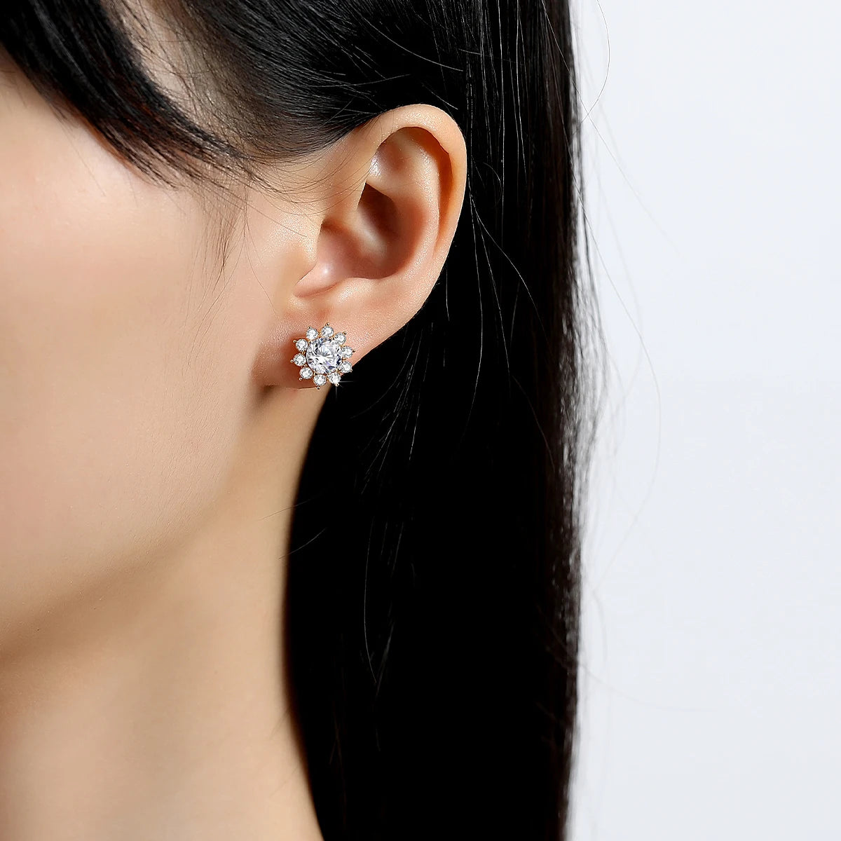 Gioiellieri Fine Jewelry Bijoux Woman Engagement Friendship Gift 1ct Moissanite Halo Sunflower Stud Earrings 14K Gold Hollow