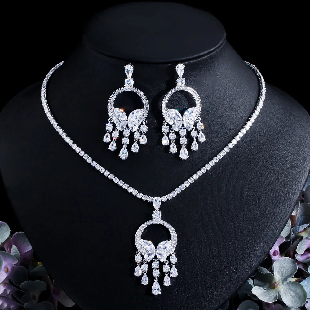 Shimmering Noble Green Cubic Zirconia Chandelier Tassel Drop Big Necklace and Earrings Nigerian Women Prom Wedding Jewelry Set