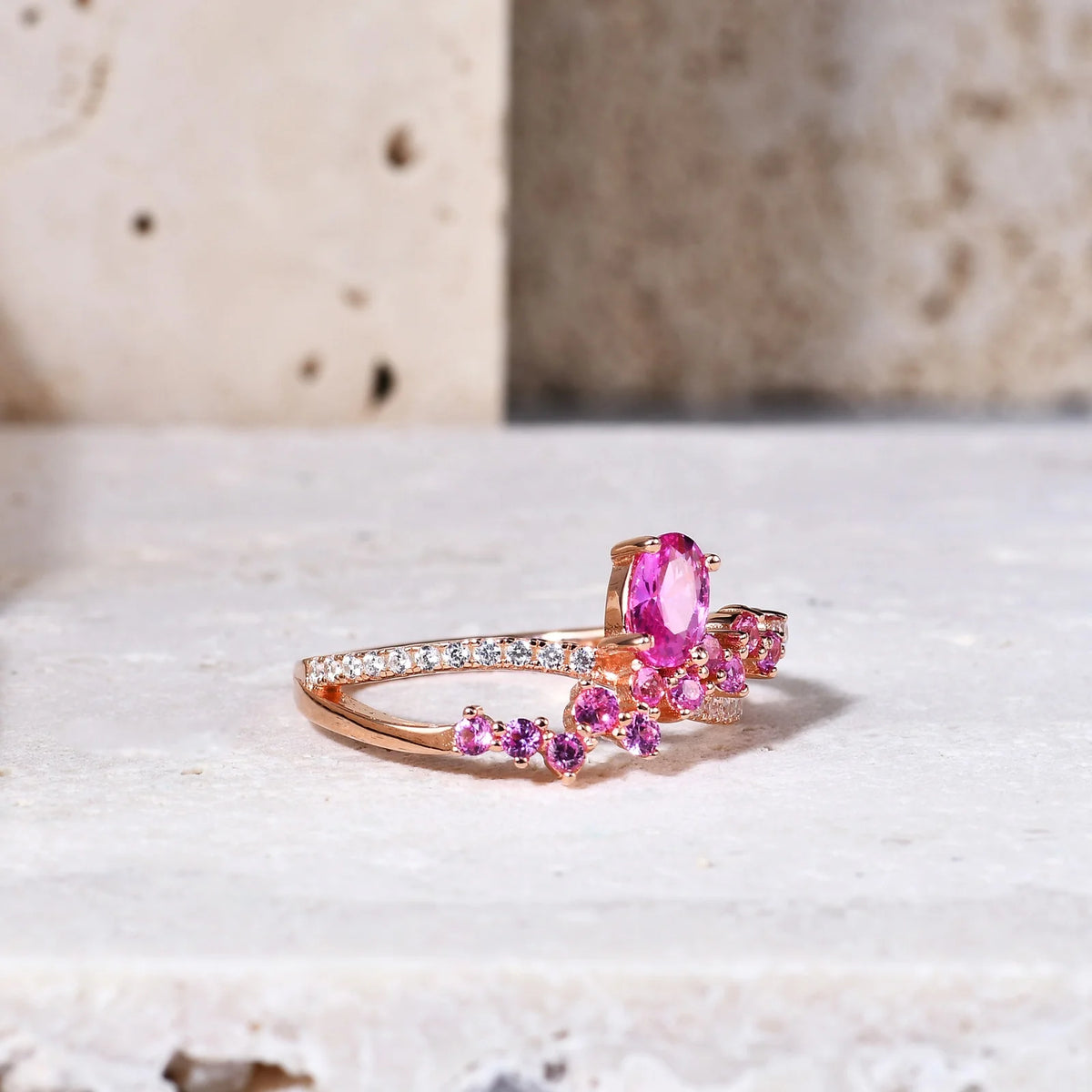 ArtistA Abiding Yellow Rose Gold Plated White & Black Cubic Zirconia 925 Sterling Silver Lab Grown Pink Sapphire Jewelry Ring