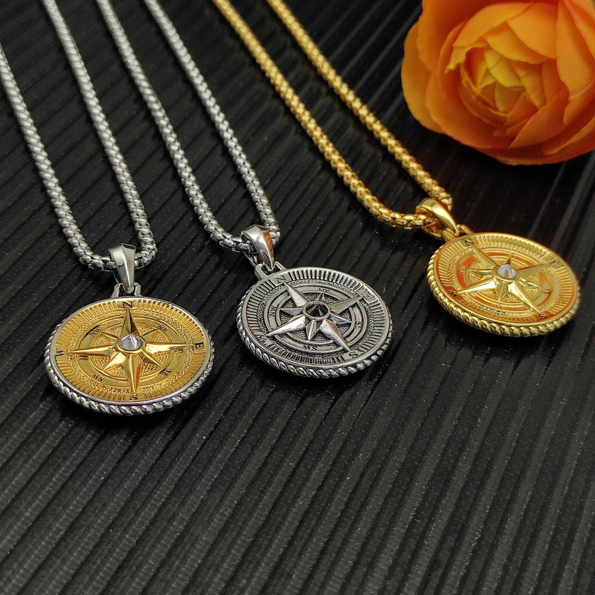 FASHIONISTA DY High-Quality Silver-Plated Round Diamond Necklace. Gold-Plated Diamond Necklace. Jewelry .