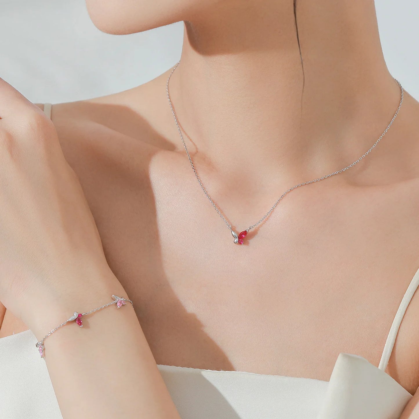 925 Sterling Silver Pink Sweet Romantic Butterfly Necklace Bracelet Set Niche Design Jewelry Gift Set