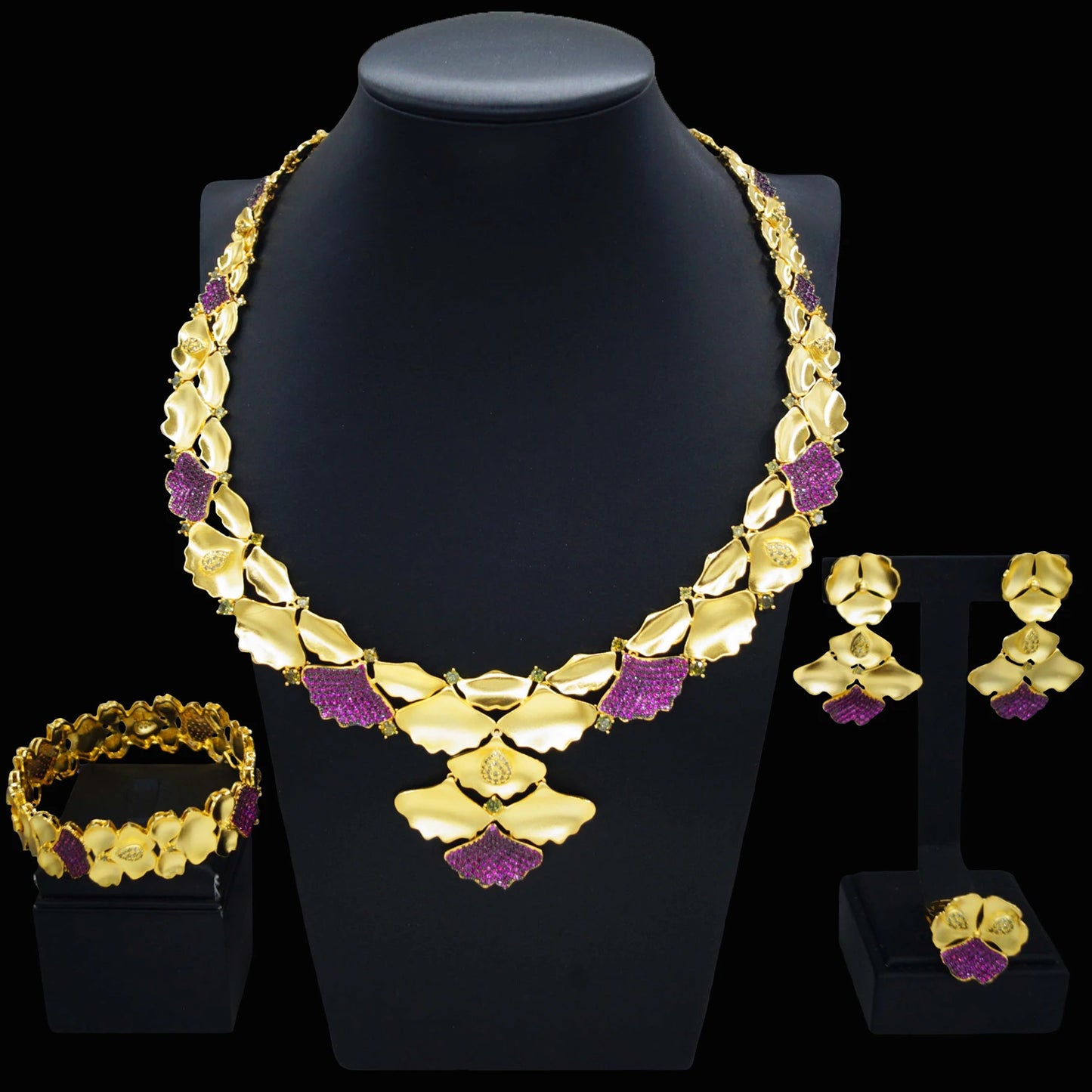 Zhuerrui Hot Selling 24K Gold Jewelry Set Available Purple Beads Jewelry Sets Fashion Women's Costume Accessories HZ23088175