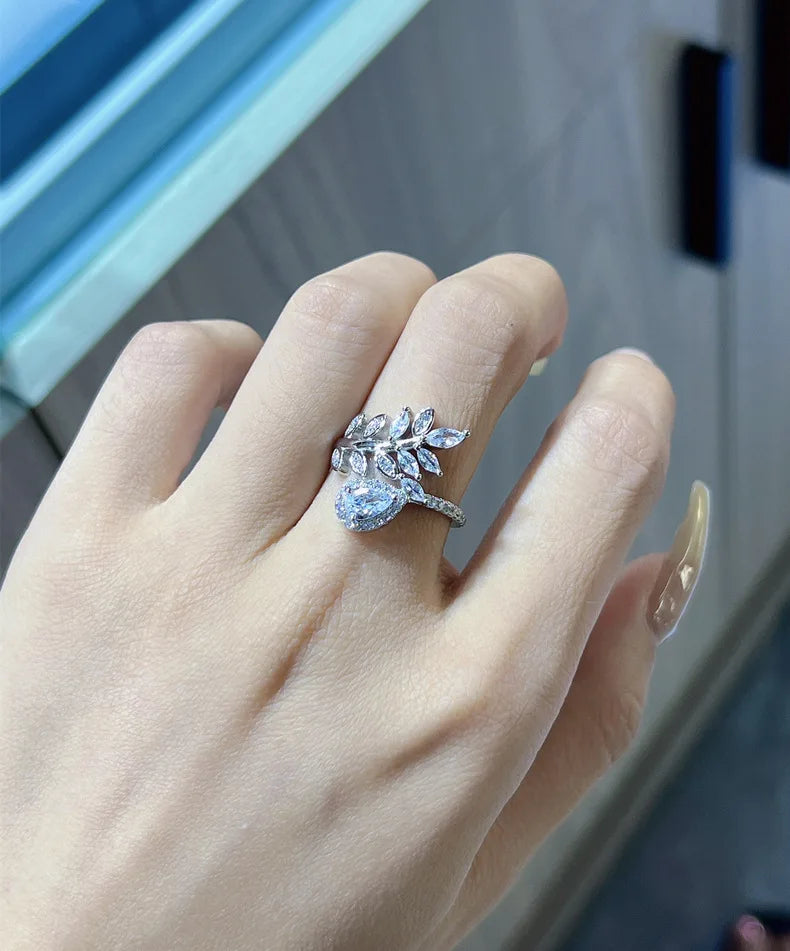SILVERELLI Leaf Droplet Diamond Zircon Ring | 925 Sterling Silver | Platinum Plated