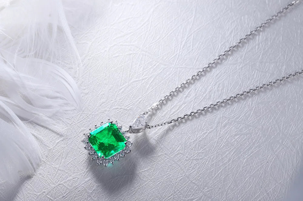 Gemfiori Asscher 9*9mm 3ct Hydro Emerald 18k gold pendant Necklace from Shenzhen custom jewelry manufacturer Wuzhou Gemfiori