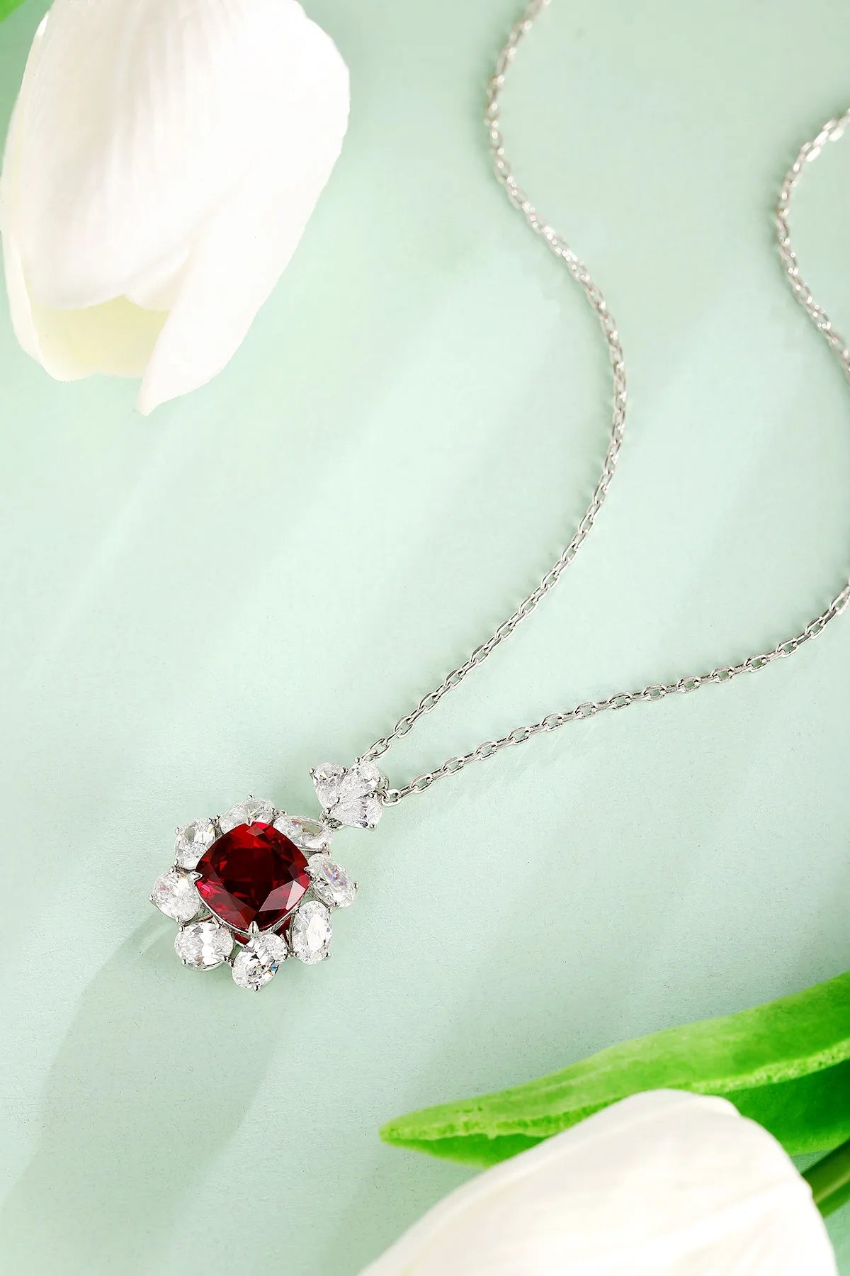 Gemfiori Anster 925 Sterling Silver High-quality Cultivated Ruby Necklace - Suitable for Parties or As a Gift