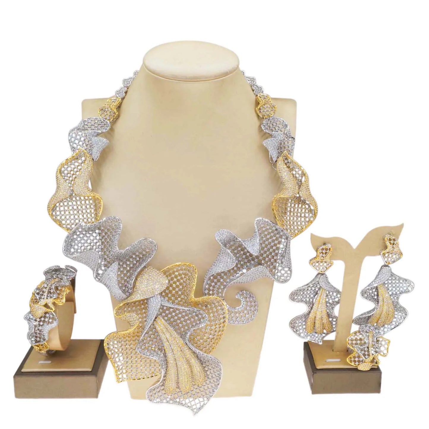 Zhuerrui High Quality Woman Gold Jewelry Set Latest Silver Hollow Out Jewelry Sets Beautiful Bridal Wedding Gifts HZ23077208