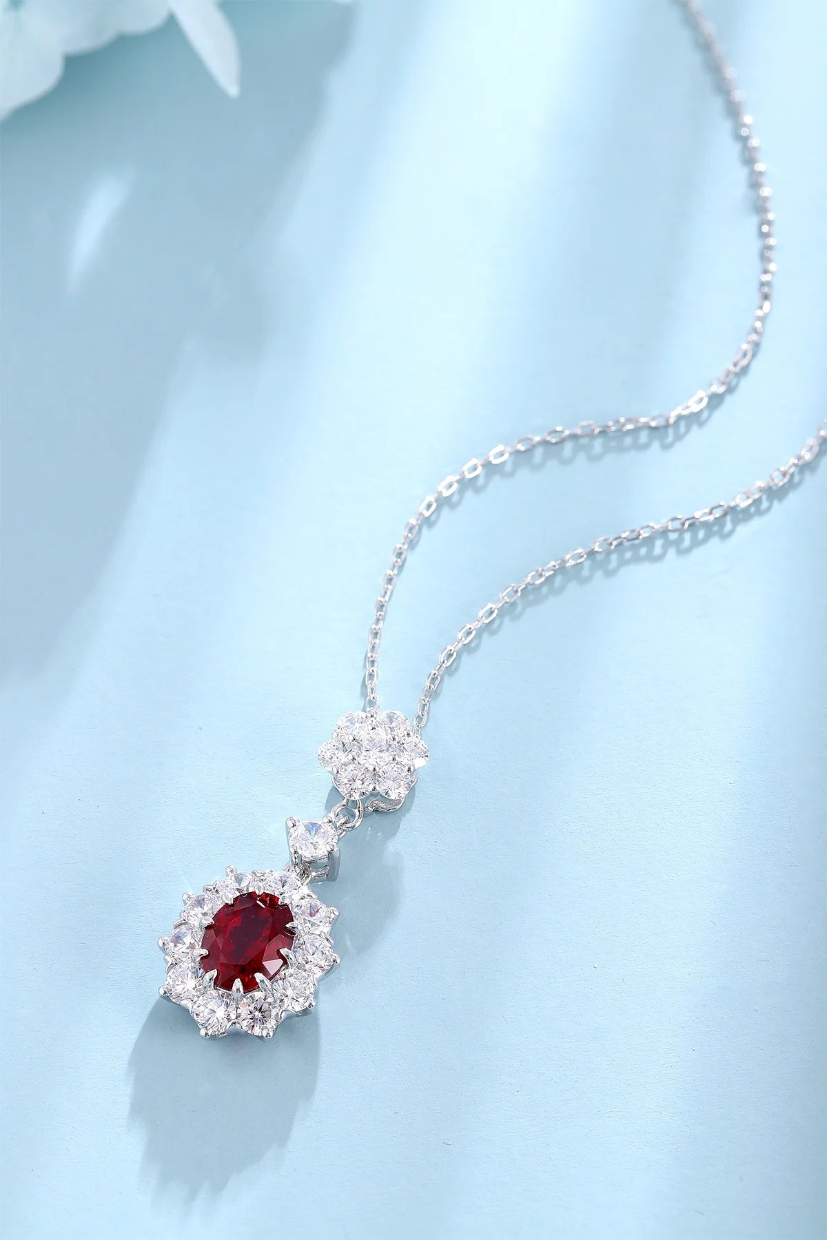 Gemfiori Anster 925 Sterling Silver High-quality Cultivation Lab Grown Ruby Necklace - Suitable for Parties or As a Gift