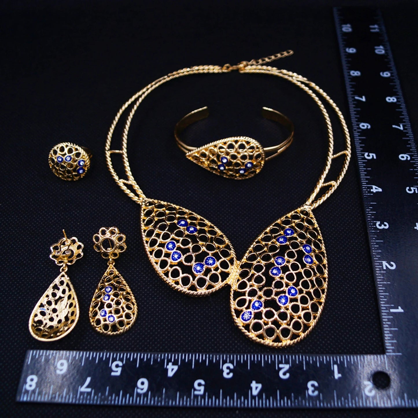 Zhuerrui Simple Wedding Gold Jewelry Sets Multi Color Hollow Out Necklace Jewelry Set Fashion Costume Accessories HC23164