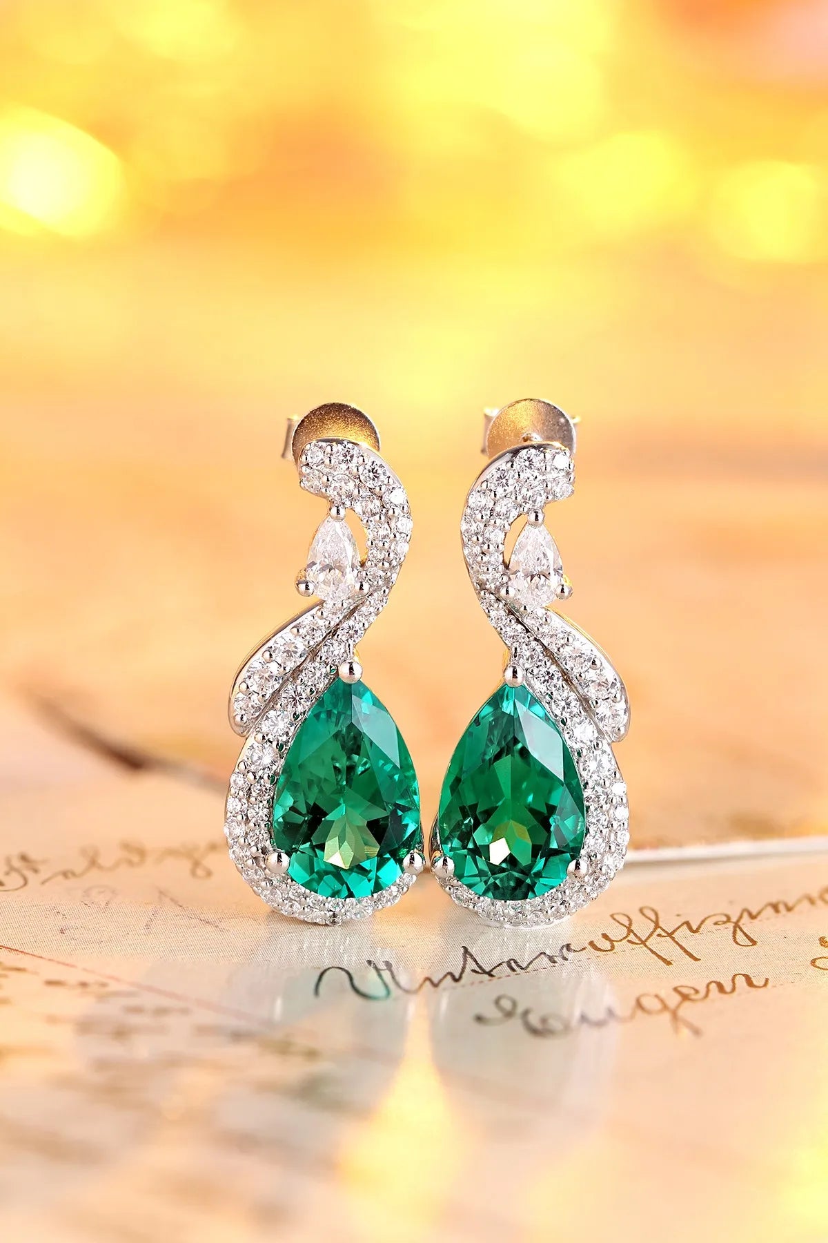 Gemfiori Custom Women's Perabia fusion Pear Earrings 925 Sterling Silver Customized Symmetrical Design Earrings for Jewelry