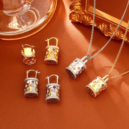 Four-Leaf Clover Pendant Necklace & Earrings | Real Gold Plated Collarbone Chain | Gold & Silver