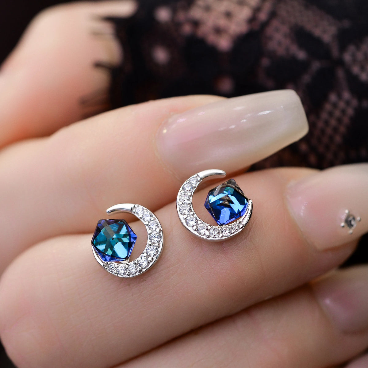 ArtistA OEM ODM 925 Sterling Silver Blue Austrian Crystal Moon Jewelry Set Necklace Stud Earrings for Women Anniversary Wedding Gift