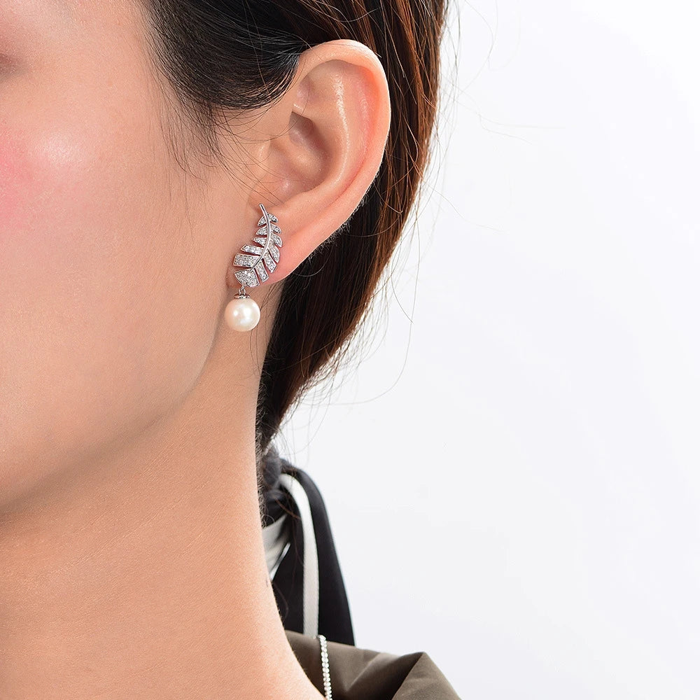 MUSHAN Jewelry Factory Feather Personality and Temperament Women 8mm White Beaded Earrings High Carbon Diamond Earrings