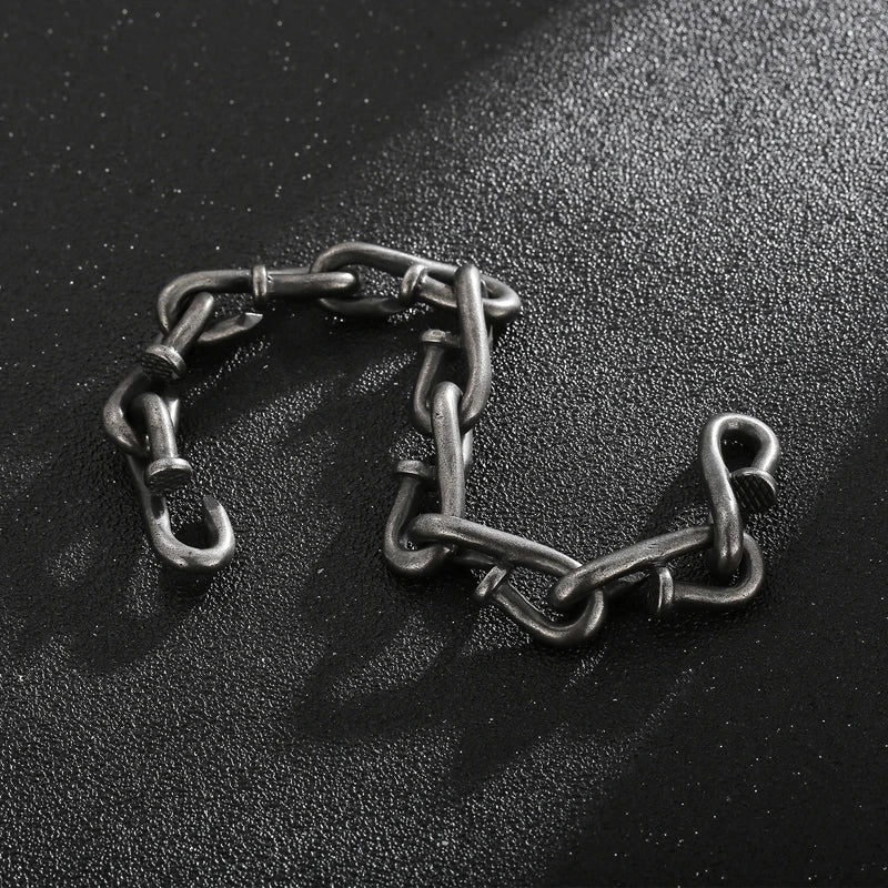 VIKING Mens Retro Twisted Nail Link Bracelet – Oxidised Black Stainless Steel