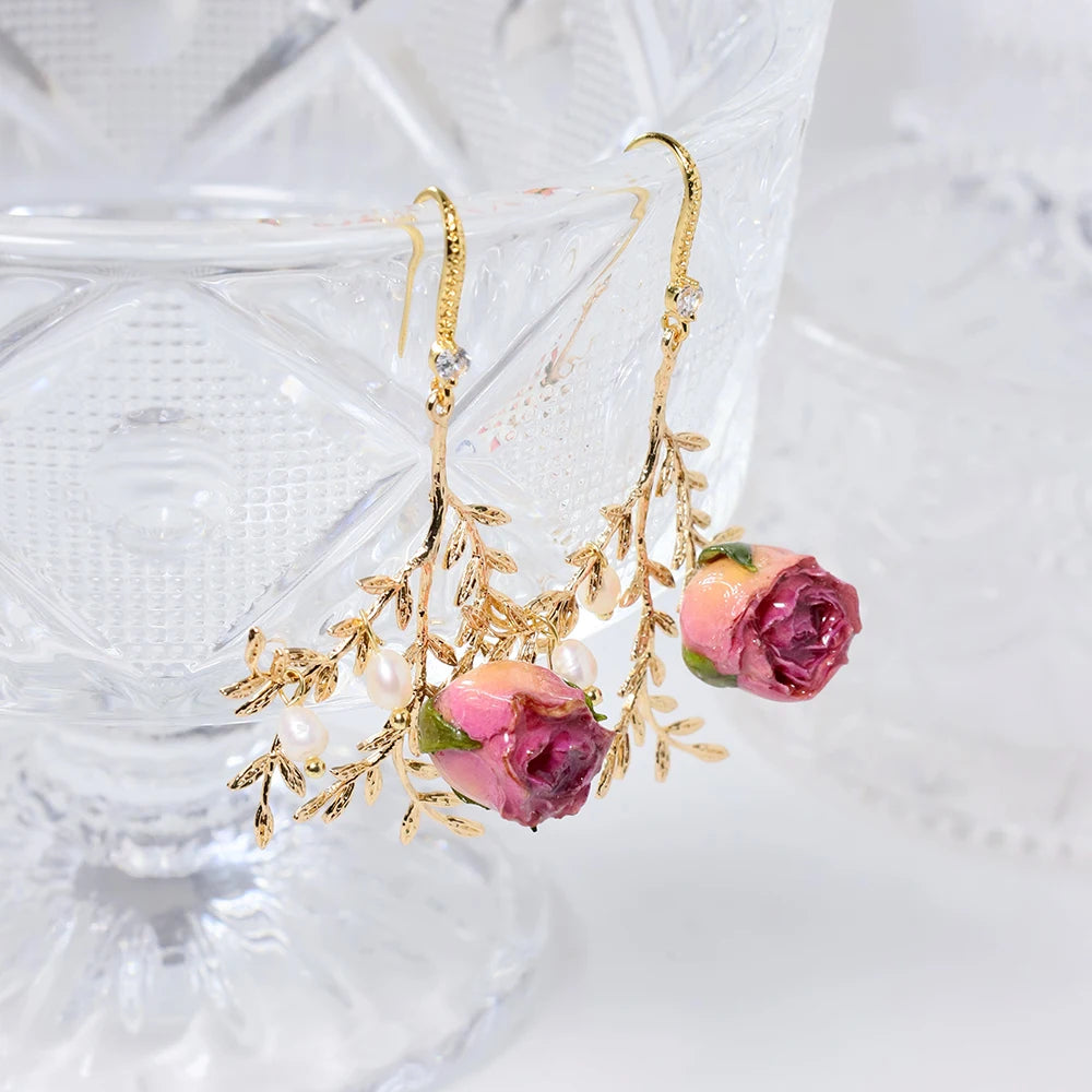 Natural Pearls Bead Dropping Glue Flower Earrings Korean Style Women Luxury Jewelry Fashion Ladies and Girls Gift  GE1517A