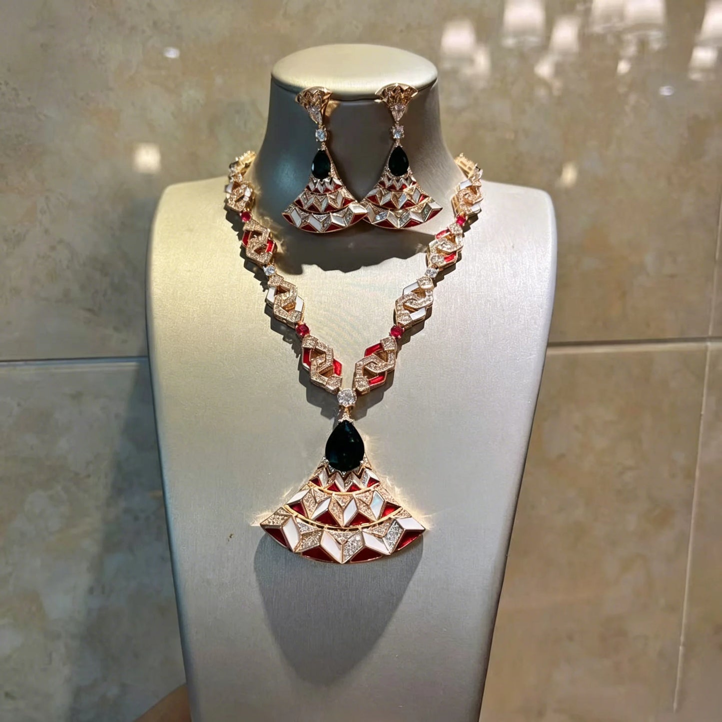 XM S412 Gold Plated Marquise Cut Zircon Red Enamel Fan & Black Teardrop Stone Pendant Necklace & Drop Earrings Set