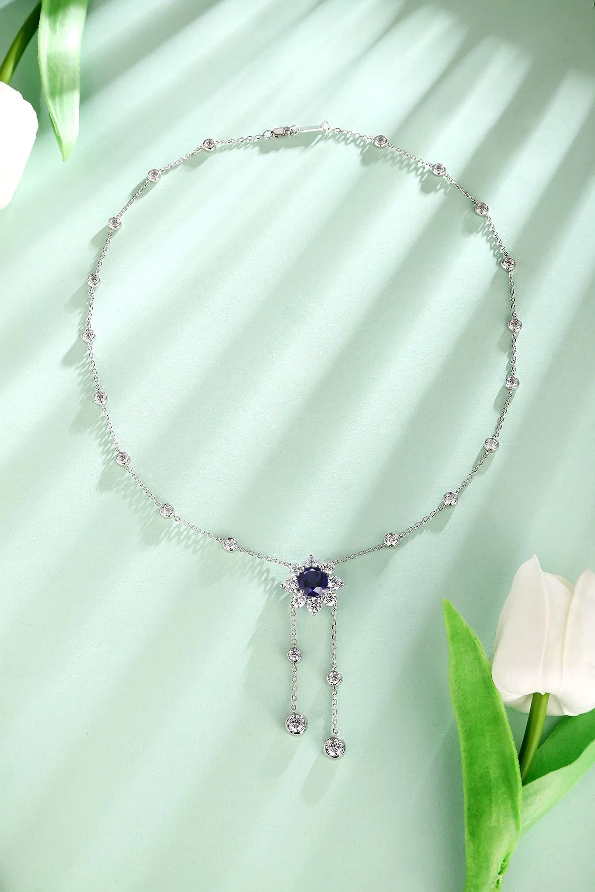 Gemfiori Anster 925 Sterling Silver High-quality Cultivated Sapphire Necklace - Suitable for Parties or As a Gift