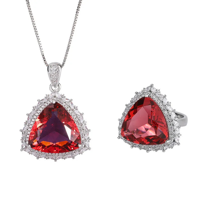 Fashion Jewelry Dainty Simple Design Eco-friendly Copper 17*17MM Triangular Cut Cubic Zirconia Geometric Necklace Set