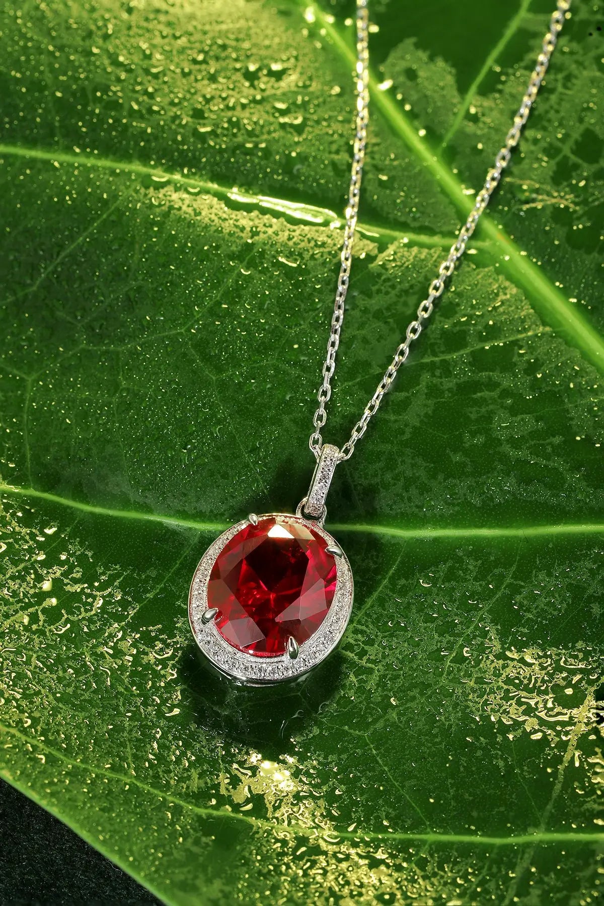 Gemfiori Customizable 925 Sterling Silver 3.38ct Oval Cut Lab Grown Ruby Link Chain Pendant 3.38ct Necklace Jewelry Weddings Engagements