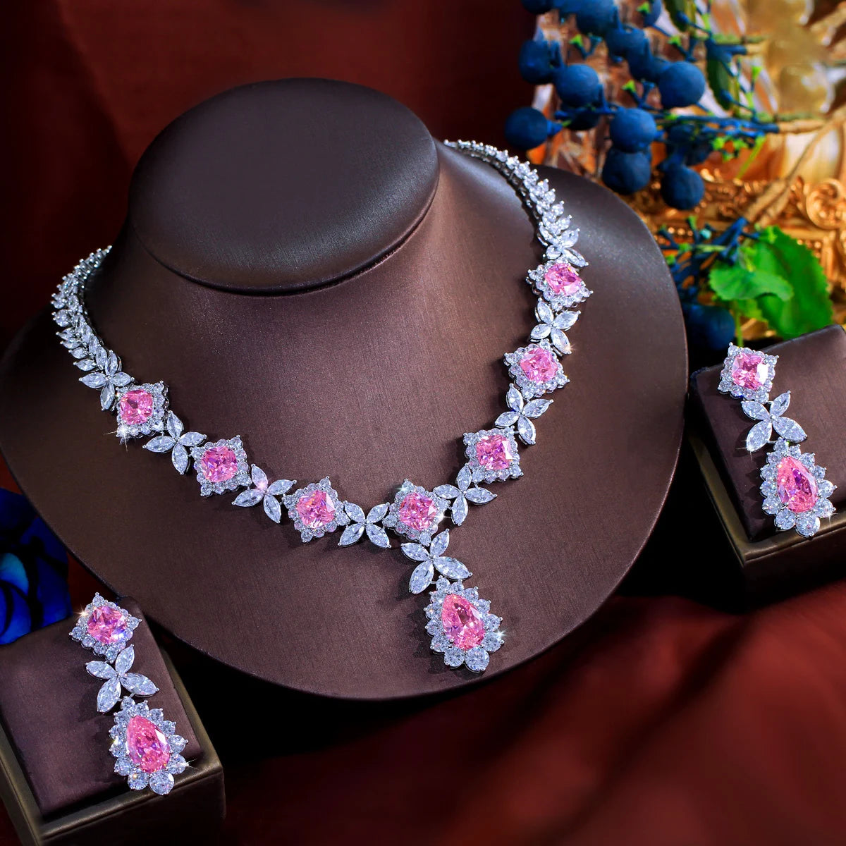 2024 Luxury Super Gorgeous Leaf Drop Pink Cubic Zirconia Dinner Wedding Bridal Necklace Earrings Top Jewelry Sets for Brides