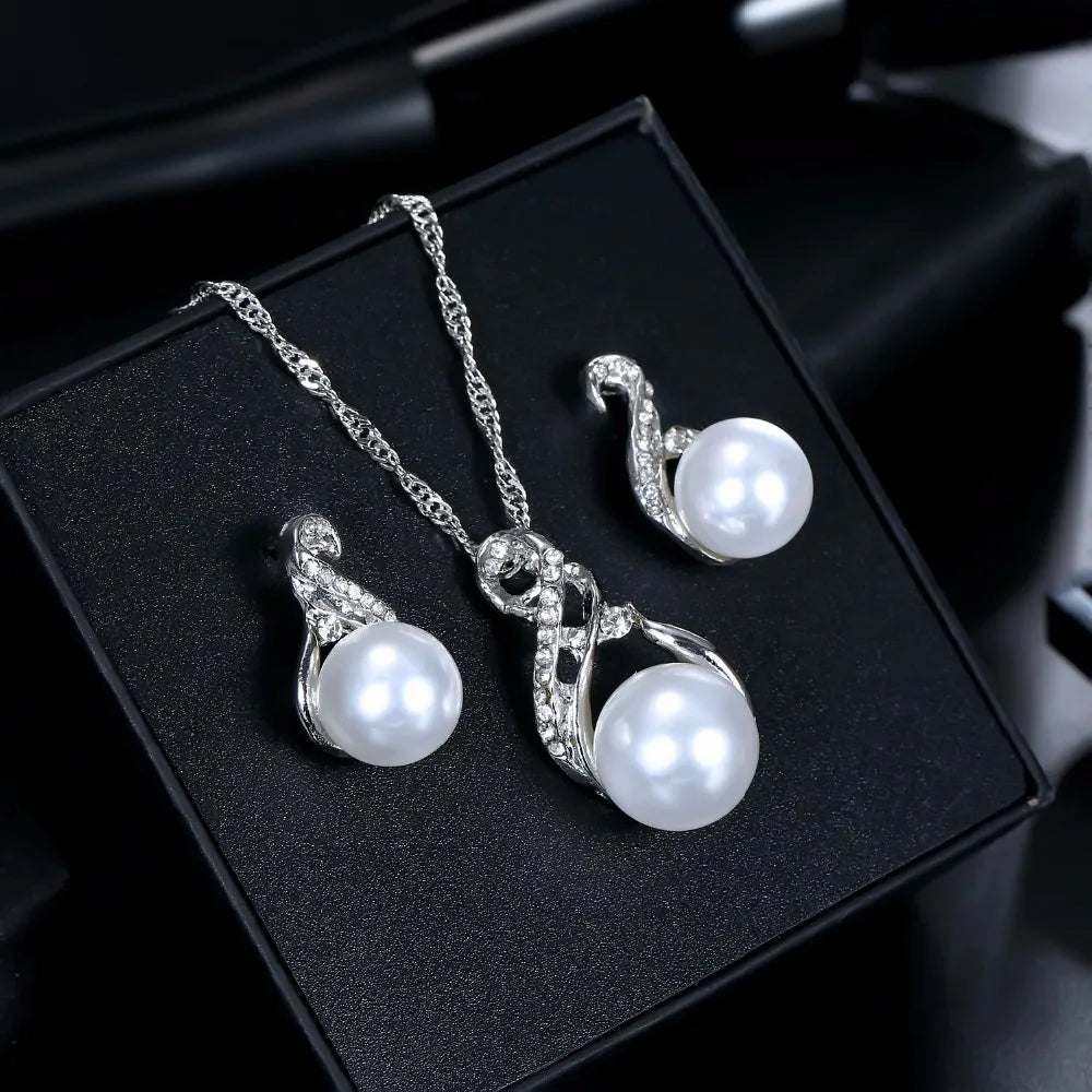 S&S Geometric Figure-8 Pearl & Crystal Necklace & Earring Set – Collection