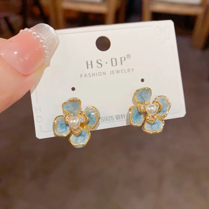 Top Quality Fashion Exquisite Blue Flower Necklace and Earrings Set with Pearl Classic Real Gold Plated Jewelry Set for Women